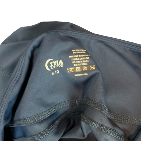 ZYIA ACTIVE Navy Blue Cropped Skinny Leggings Yoga Pants Pockets Workout 8 / 10 - Picture 16 of 16